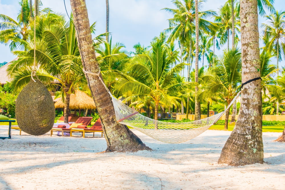 Kajmanské ostrovy ponúkajú dôchodcom viac než len daňový raj