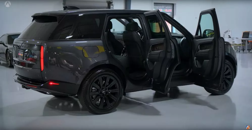 2023 Range Rover SE V8 - najkrajšie SUV